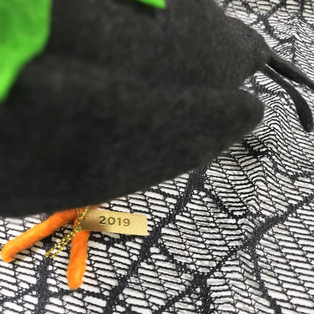 Target 2019 SPOOKSTER Hyde and Eek Halloween Bird